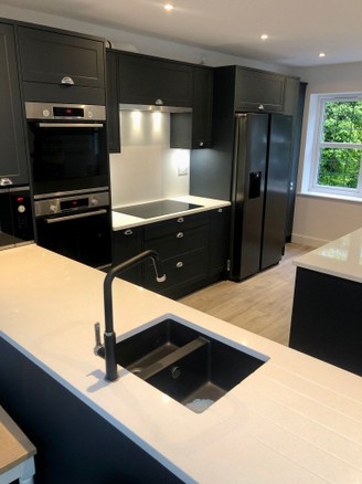 Kitchen Fitting (15).jpg